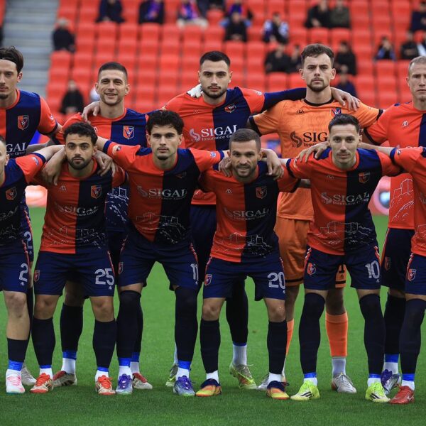 “Final 4” ndeshja e 1-rë, Vllaznia 0 – 2 Dinamo City